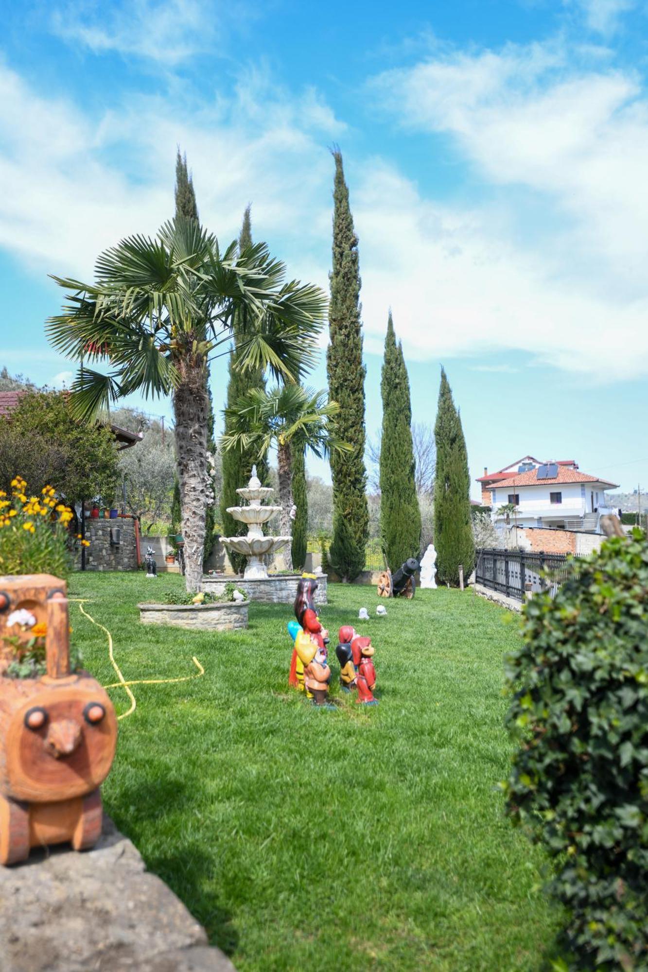 Villa Solitude Μπεράτ Εξωτερικό φωτογραφία
