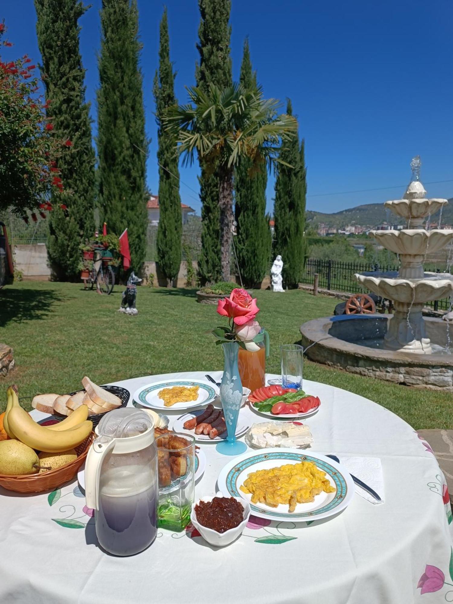 Villa Solitude Μπεράτ Εξωτερικό φωτογραφία